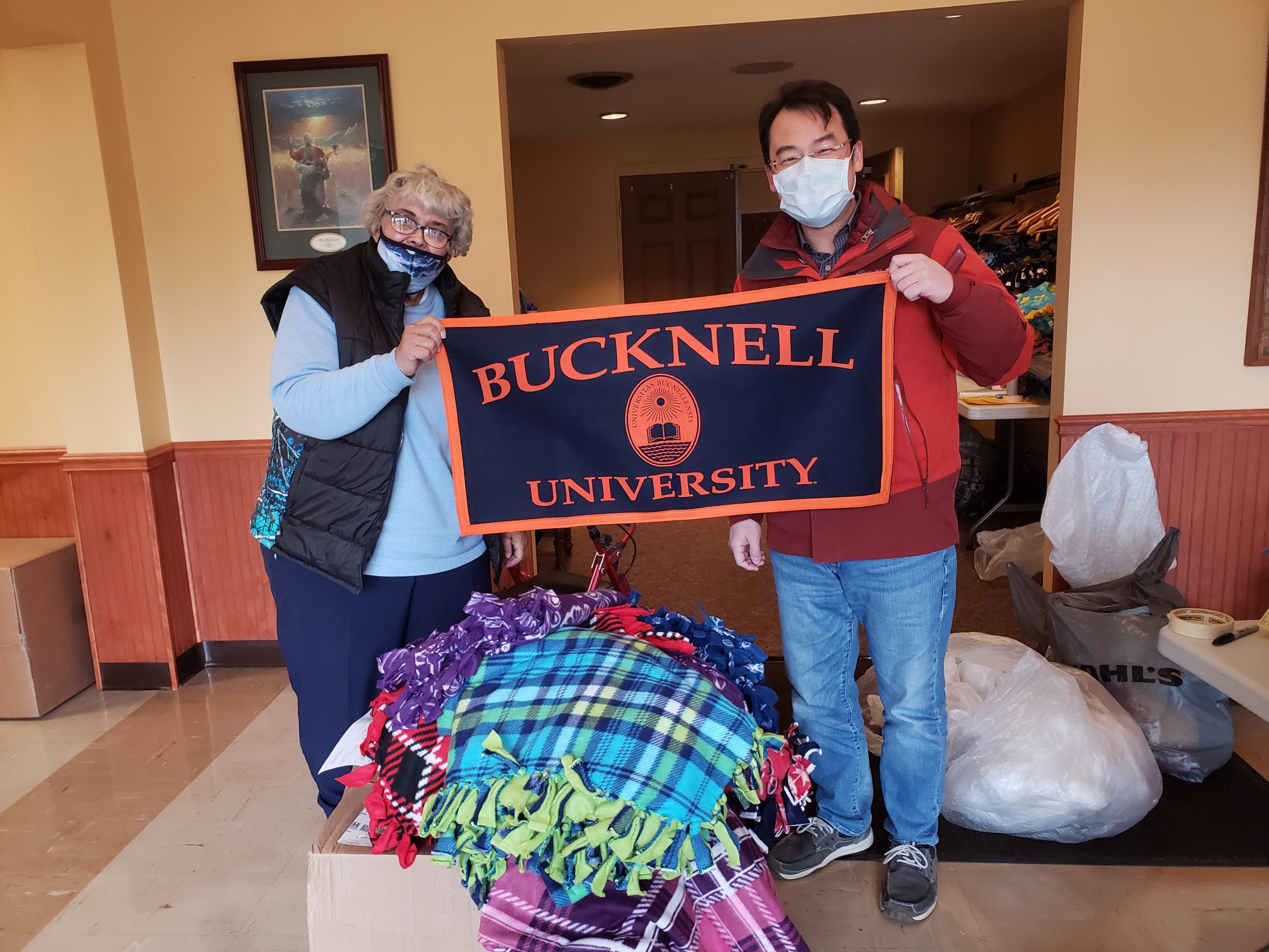 Bucknell Student Retail Club provides blankets for Project Linus